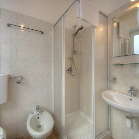 Ligure Otel Finale Ligure